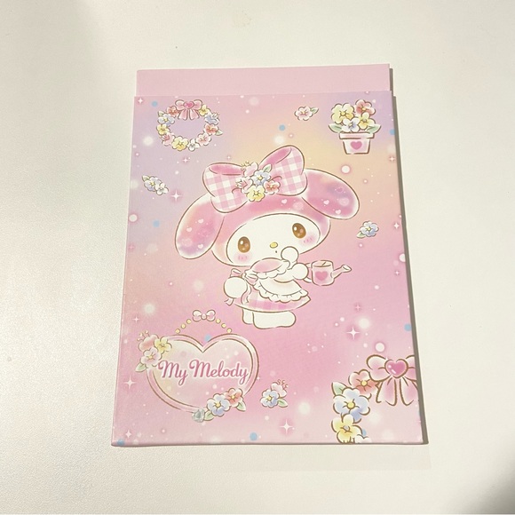 My melody miniso foldable mirror - Picture 1 of 4